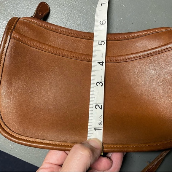 Coach British Tan Wendie Leather Crossbody Bag 9031 - Picture 4 of 15